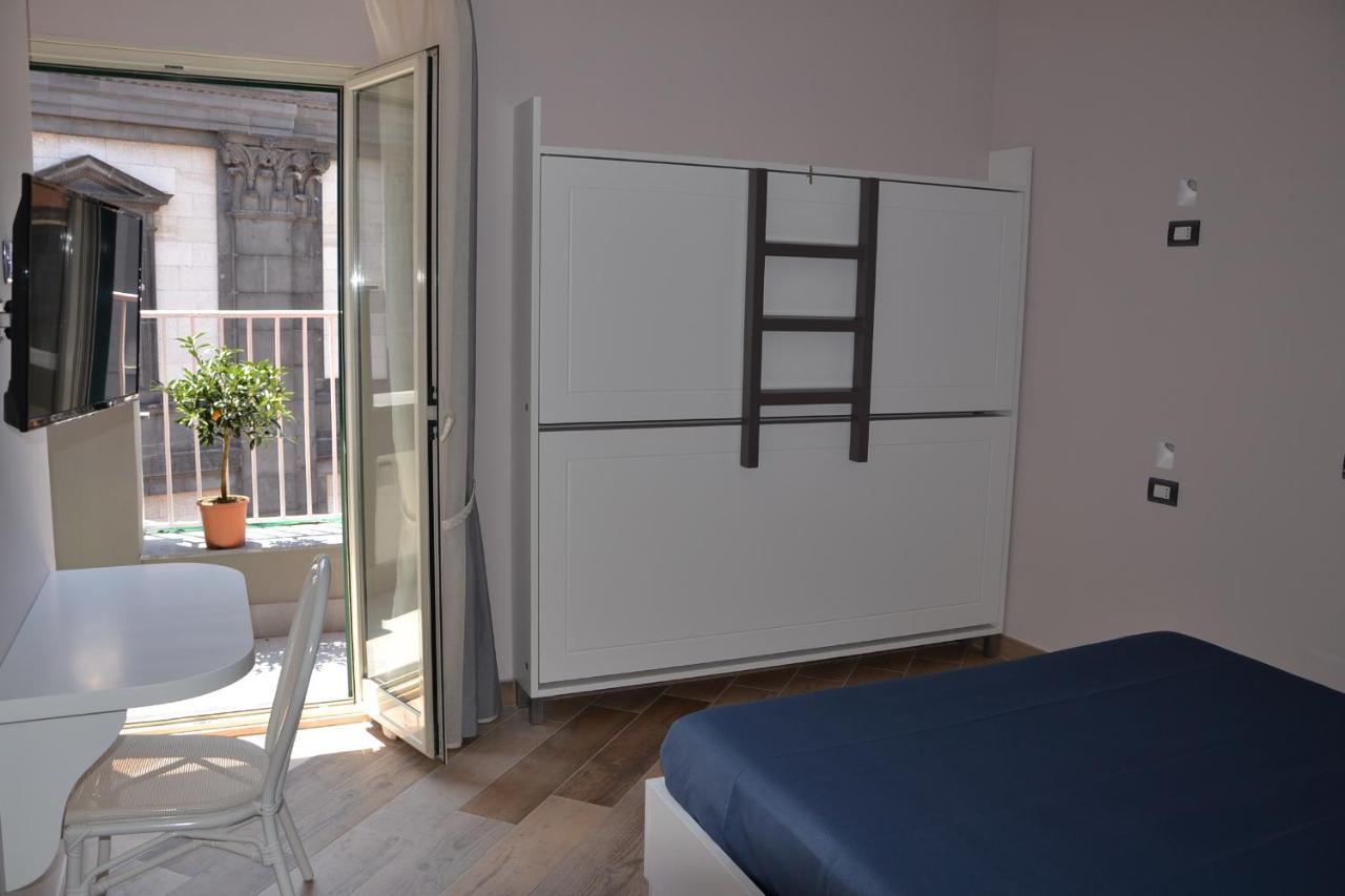 B&B Federico II Neapel Exteriör bild