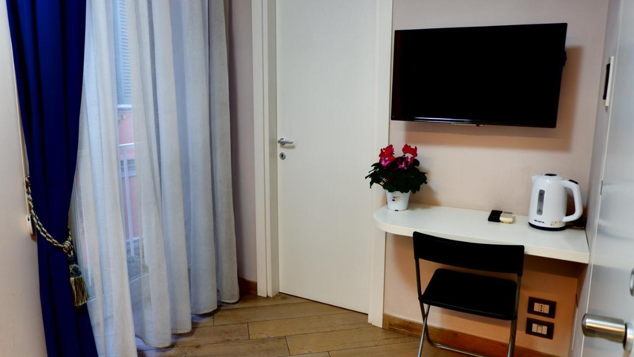 B&B Federico II Neapel Exteriör bild